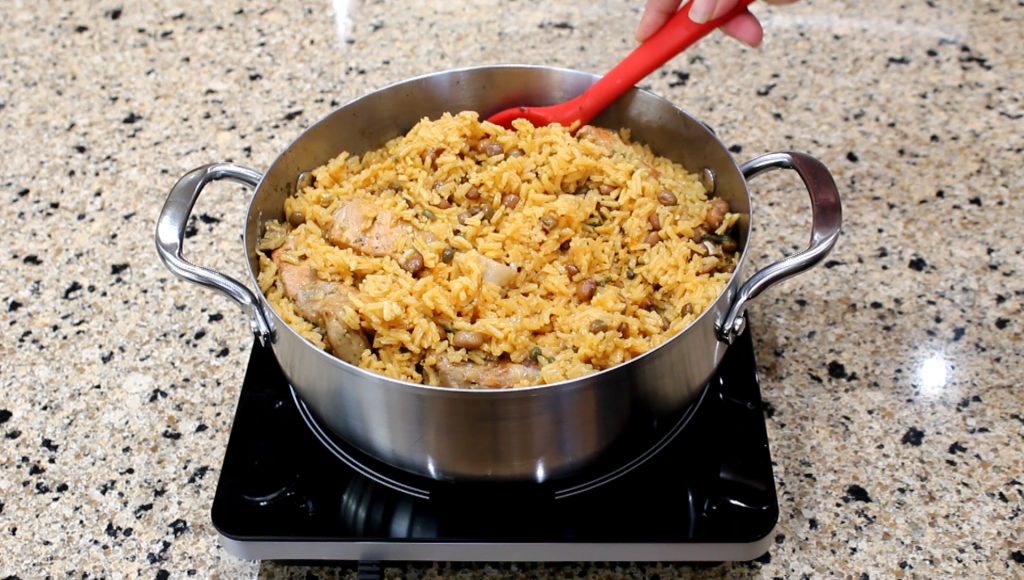 Rice with Pigeon Peas and Pork Spareribs