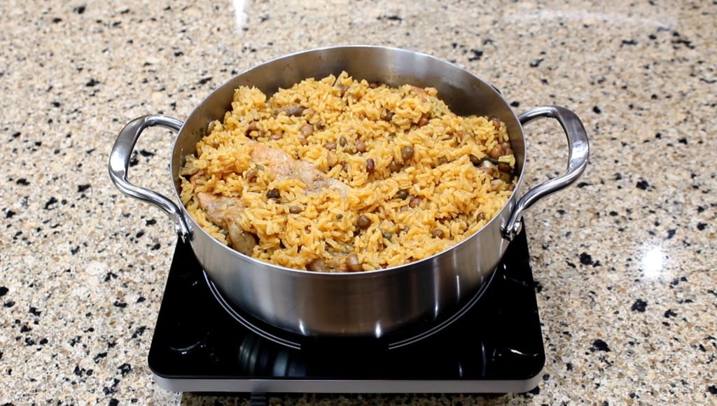 Rice with Pigeon Peas and Pork Spareribs