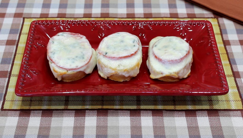Cheesy Tomato Bread